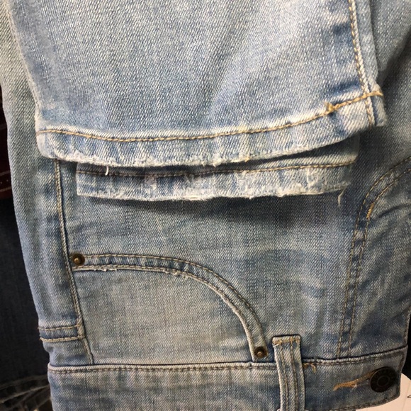 LL Bean skinny light wash denim Jean Sz4 - Picture 3 of 4